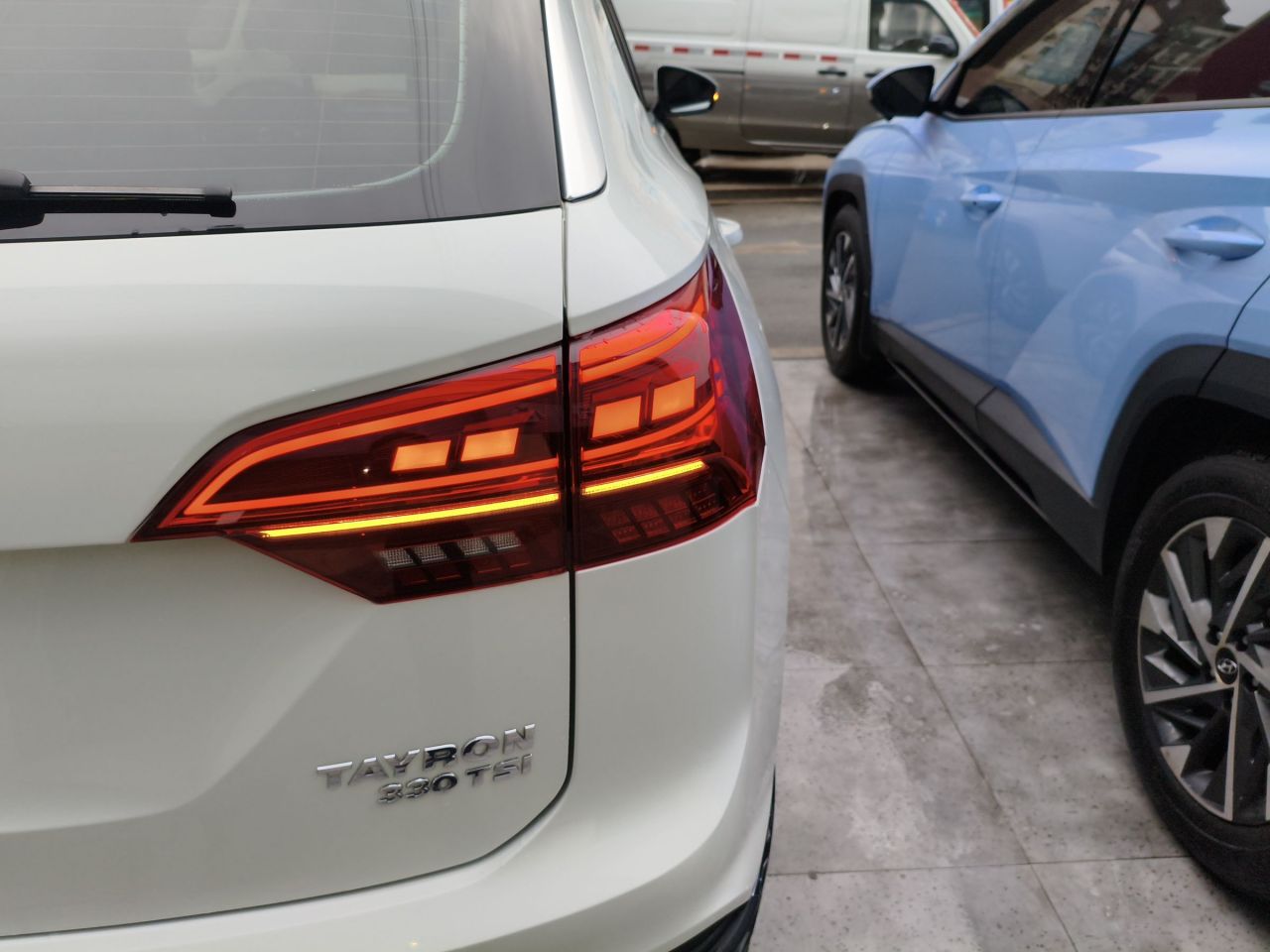 Tayron 2019 330TSI RWD Luxury China VI photo 2