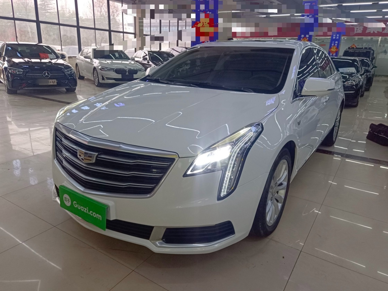 XTS 2018 28T Tech