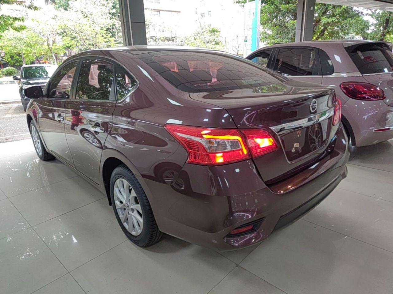Sylphy 2018 1.6XV CVT Exclusive photo 4