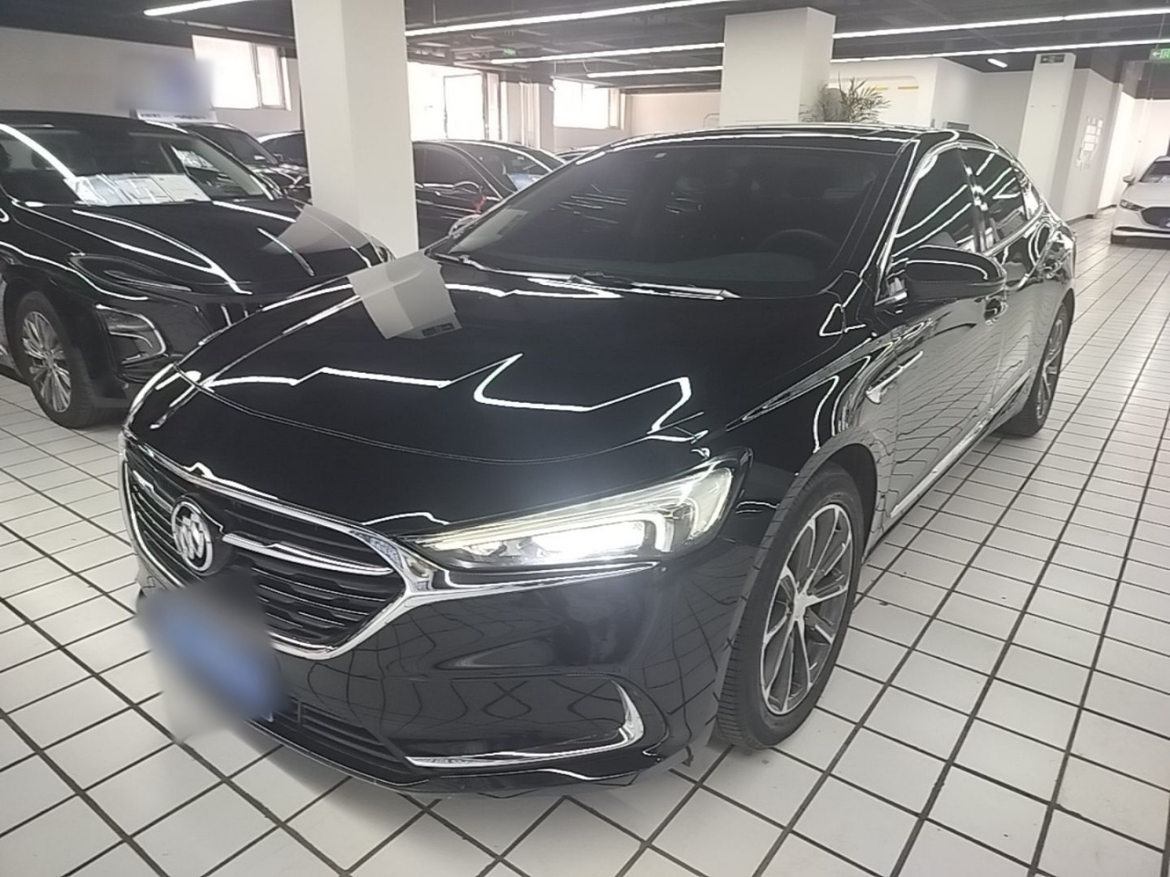 LaCrosse 2022 652T Luxury