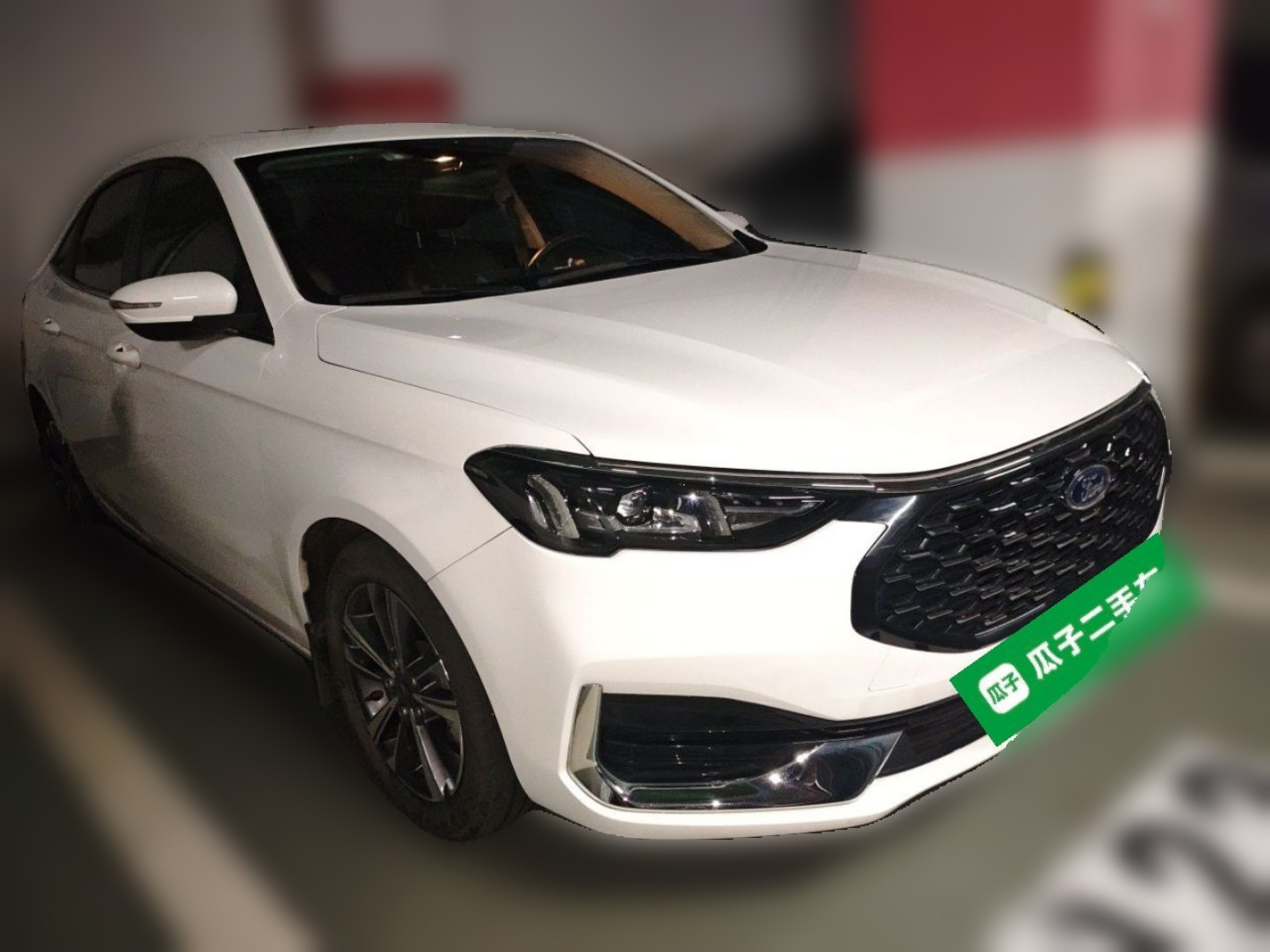 Escort 2021 1.5L AT photo 3