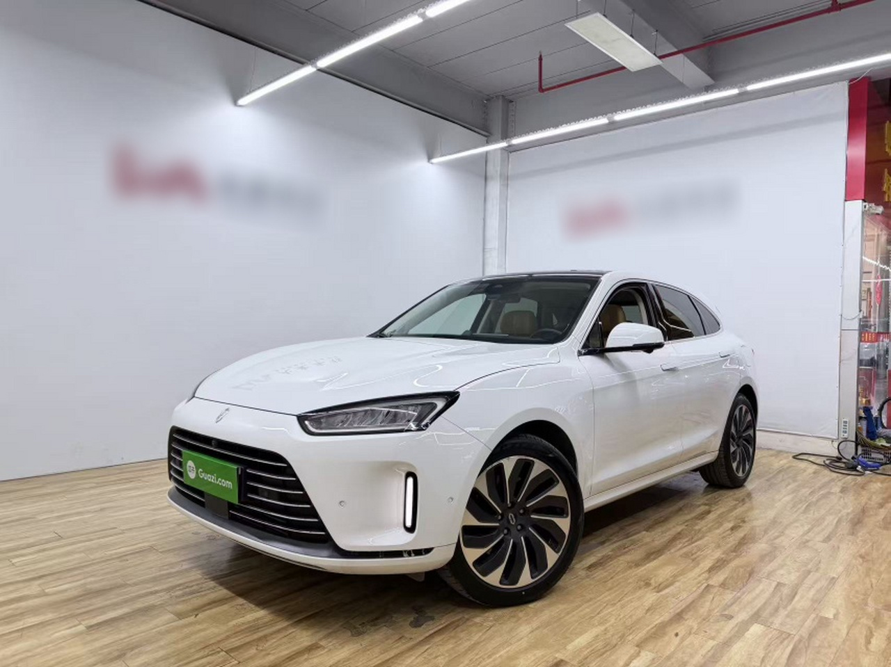 HIMA AITO M5 2022 EREV AWD Flagship