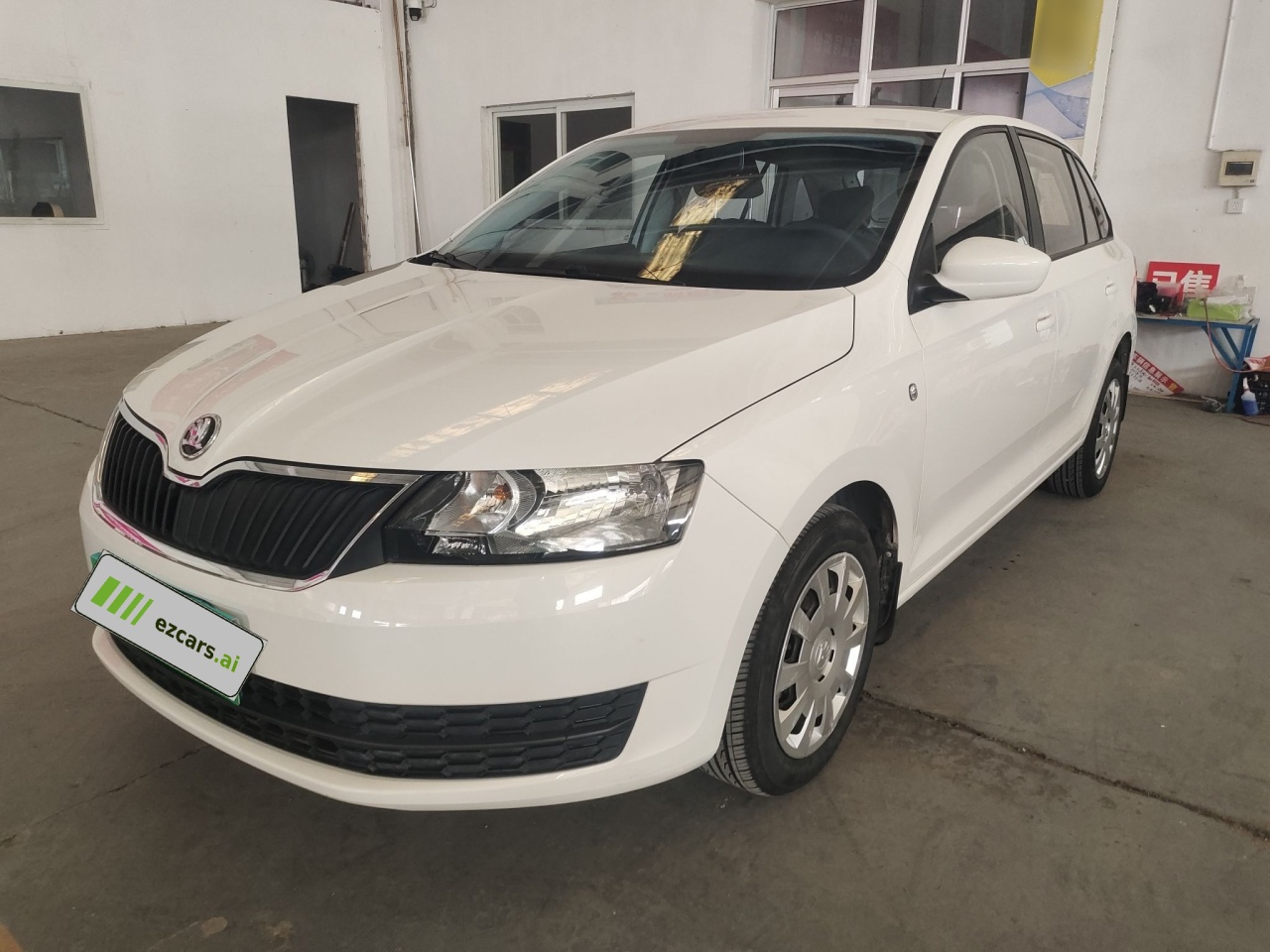 Rapid Spaceback 2016 Facelift 1.4L MT