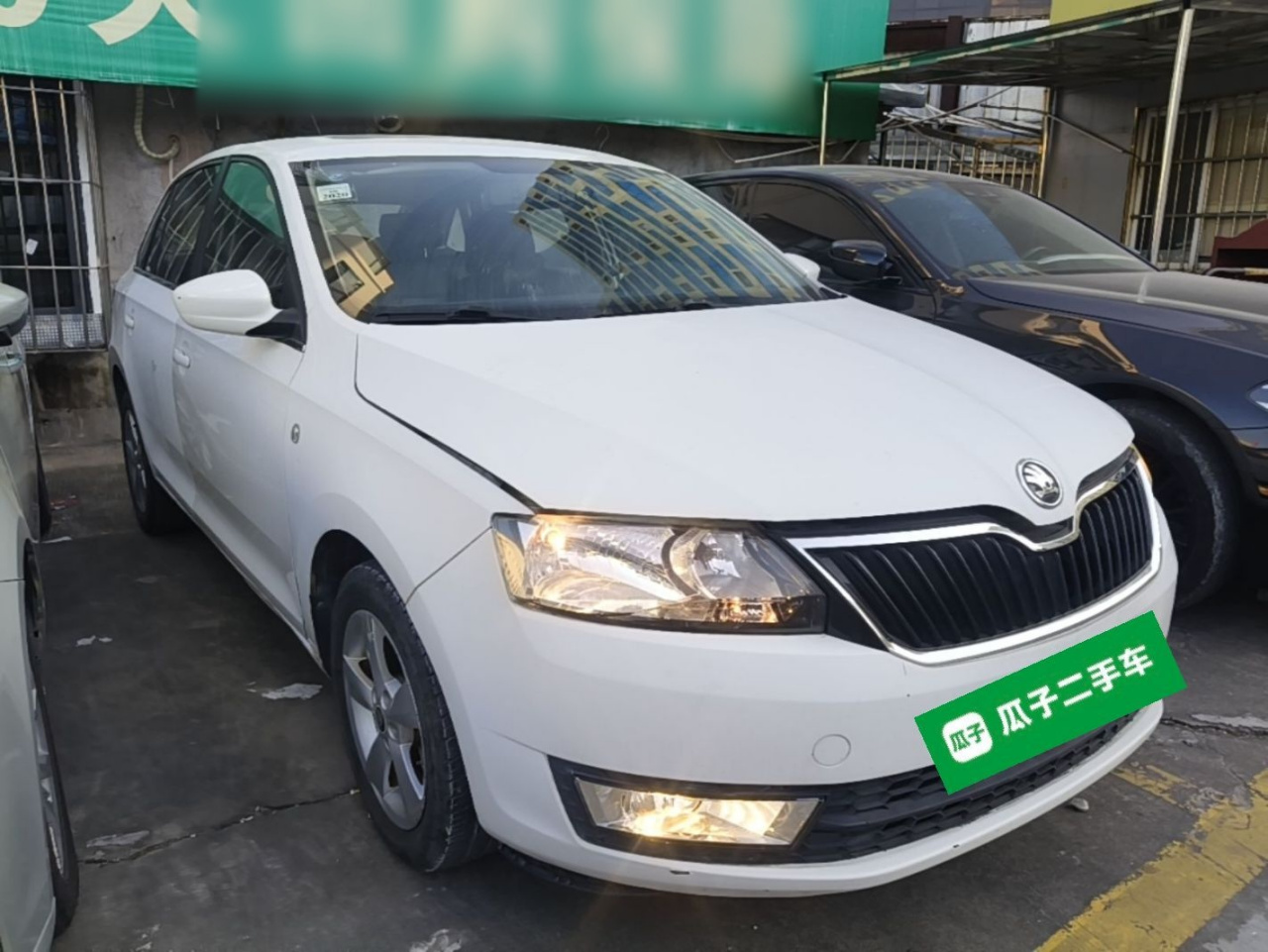 Rapid Spaceback 2016 Facelift 1.6L AT photo 3