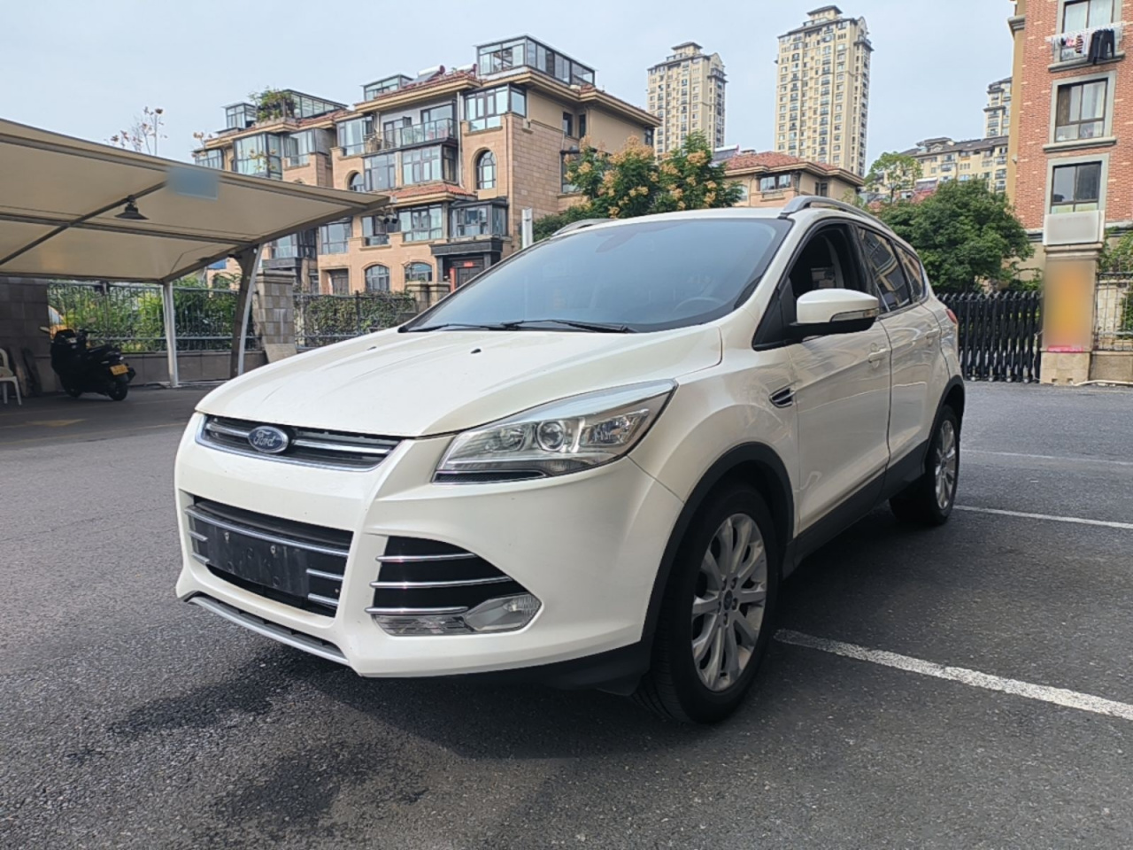 Kuga 2015 1.5L GTDi RWD