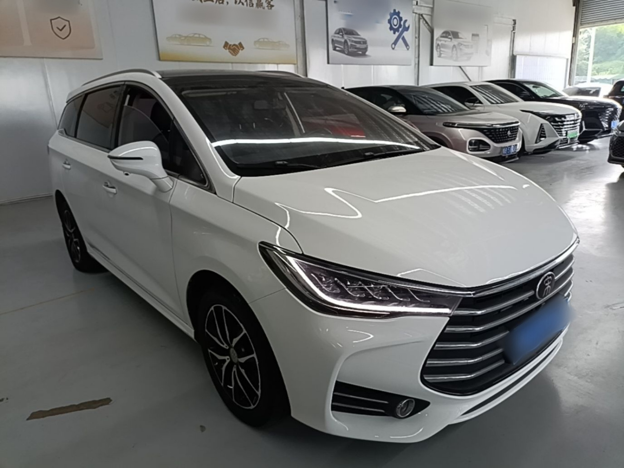 Song MAX 2017 1.5T AT Connected Elite 7-Seater photo 3