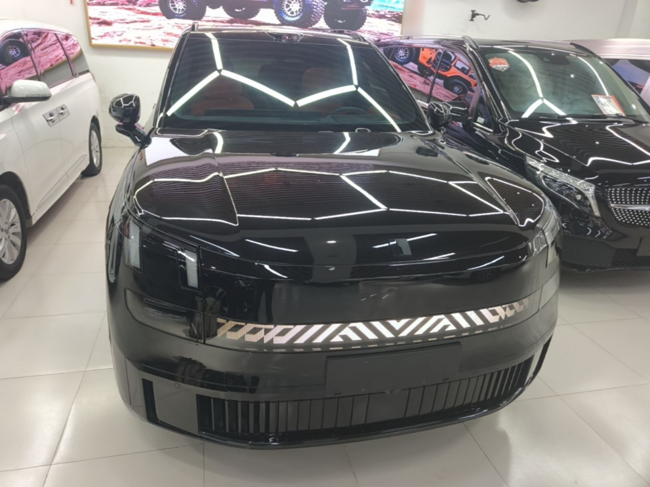 900 2025 2.0T Ultra 6-Seater photo 2