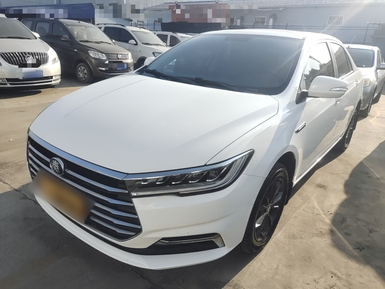 Qin 2019 1.5L AT Premium
