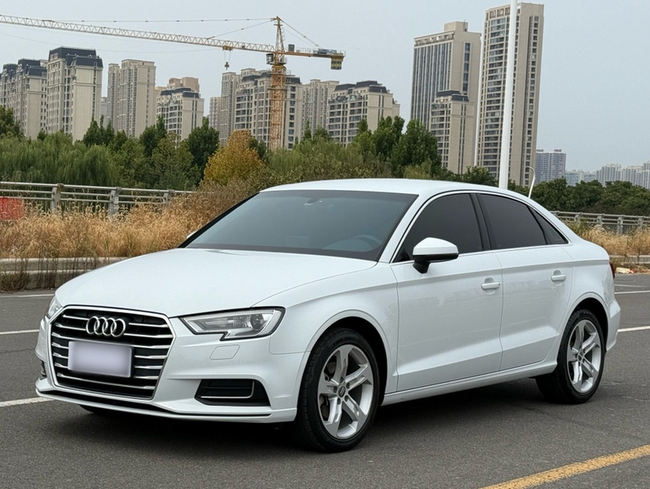 A3 2019 Limousine 35 TFSI Progressive China VI