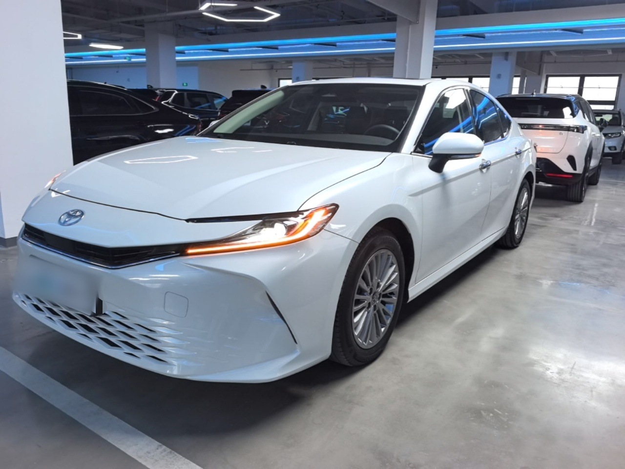 Camry 2024 2.0GVP Luxury