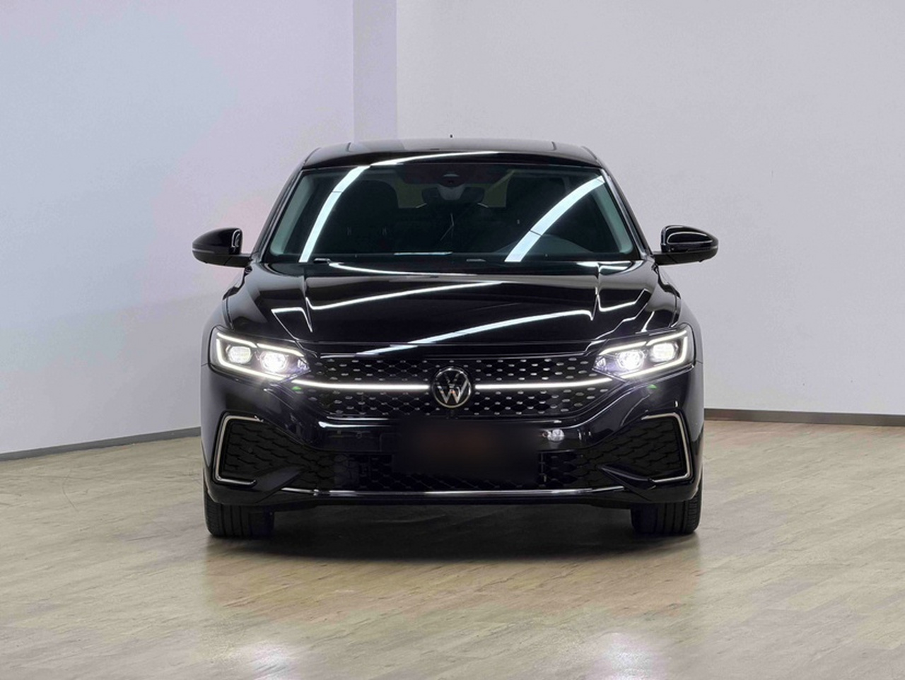 Passat 2024 380TSI photo 2