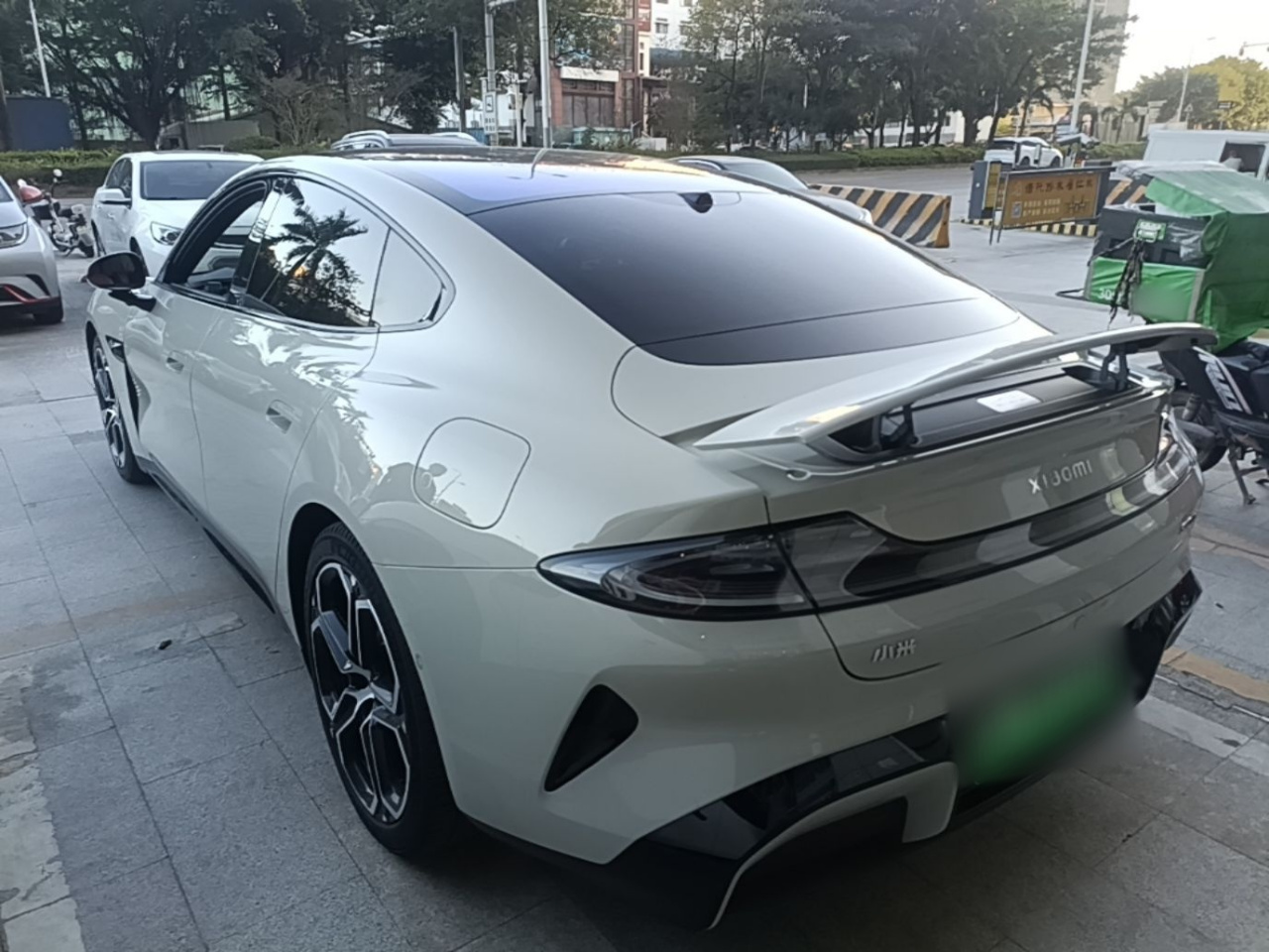 Xiaomi SU7 2024 AWD Extended Range High-end ADAS Max photo 4