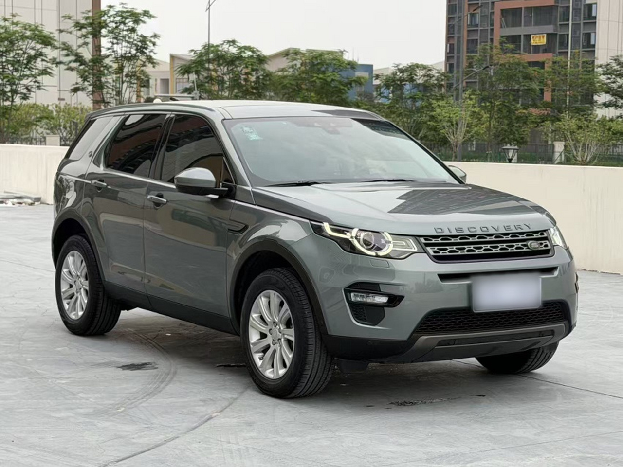 Discovery Sport 2018 240PS SE photo 2
