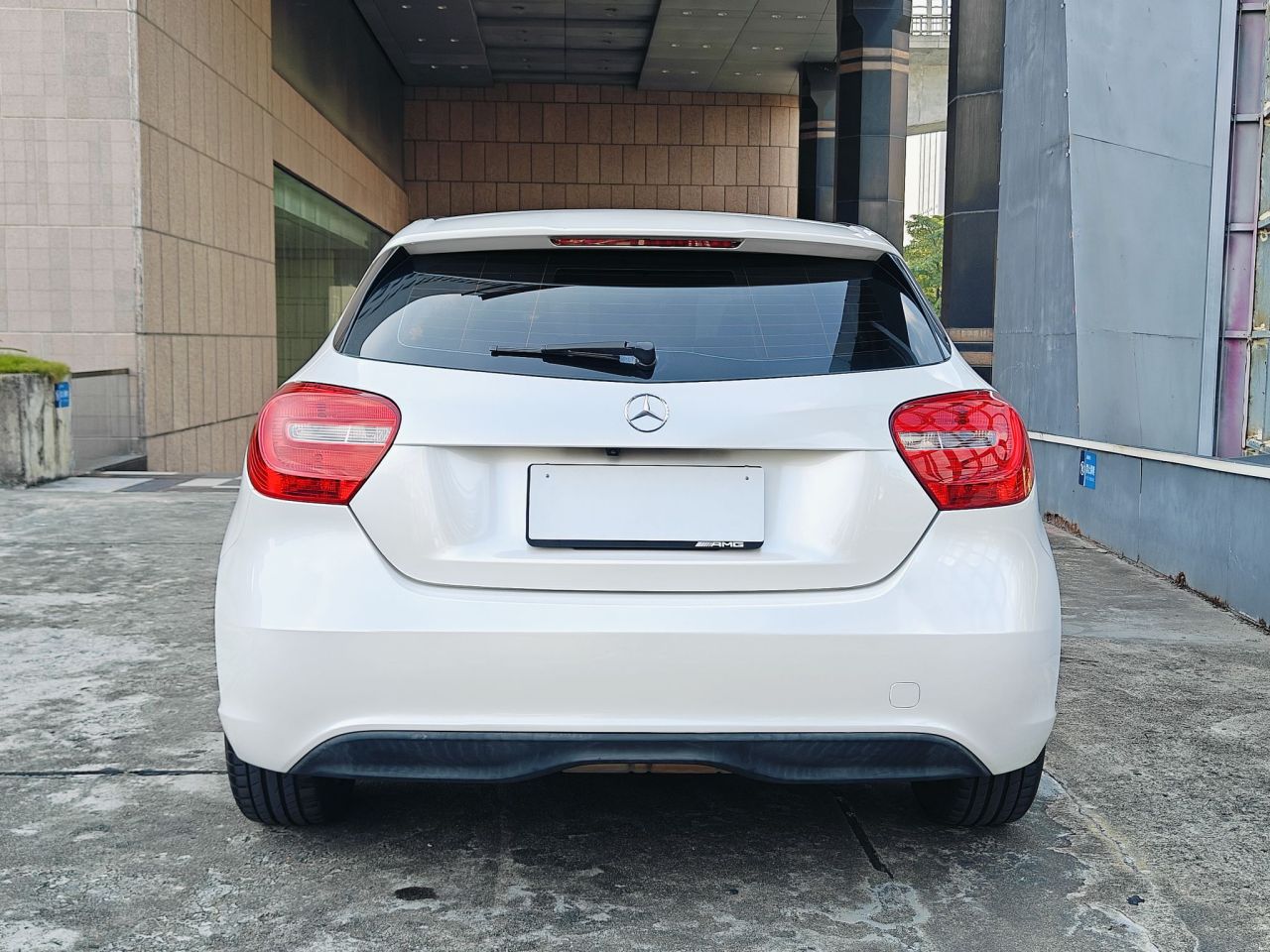 A-Class Imported 2015 A 180 Standard photo 4