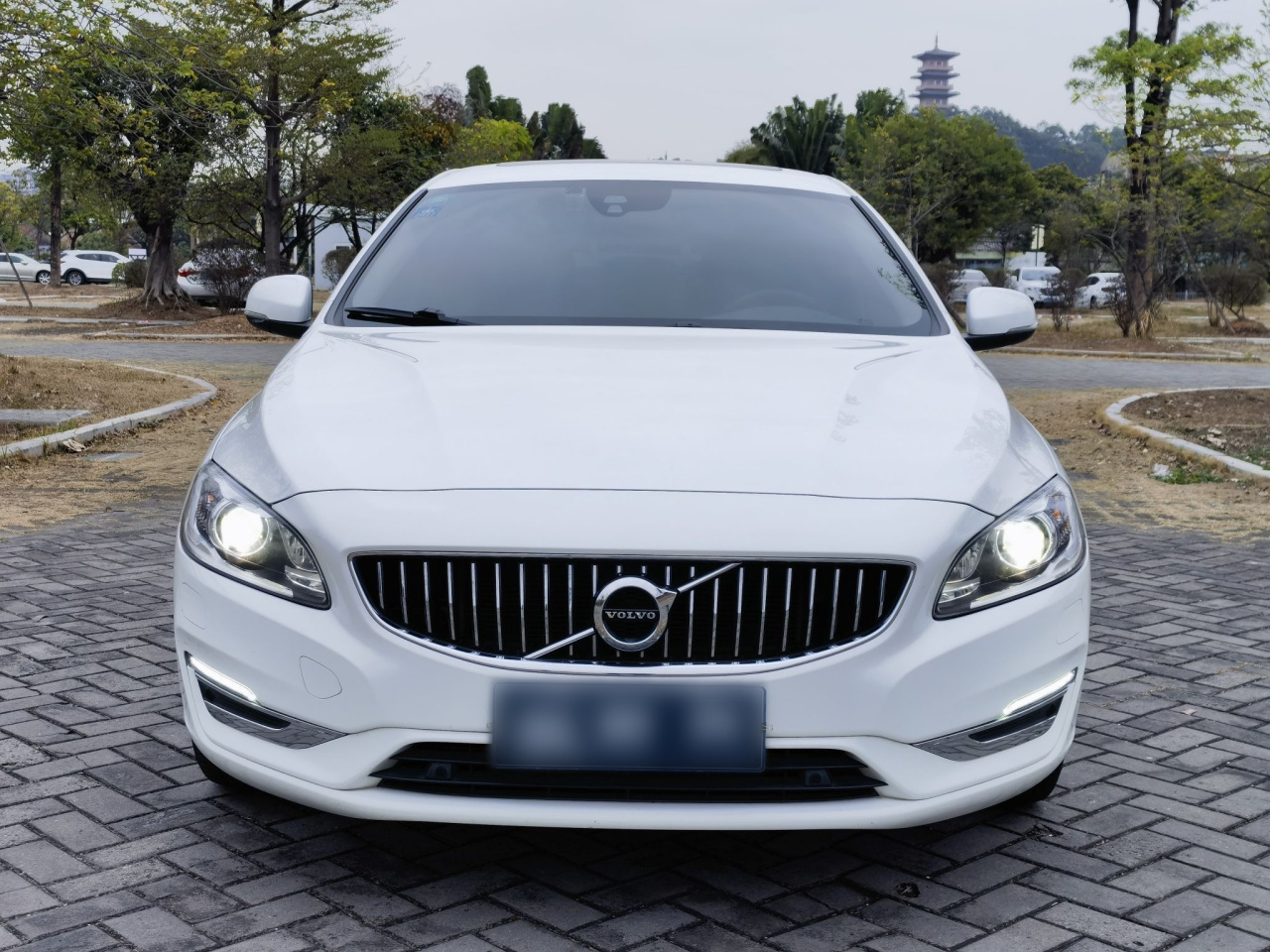 S60 2019 S60L Facelift T5 Advanced photo 3