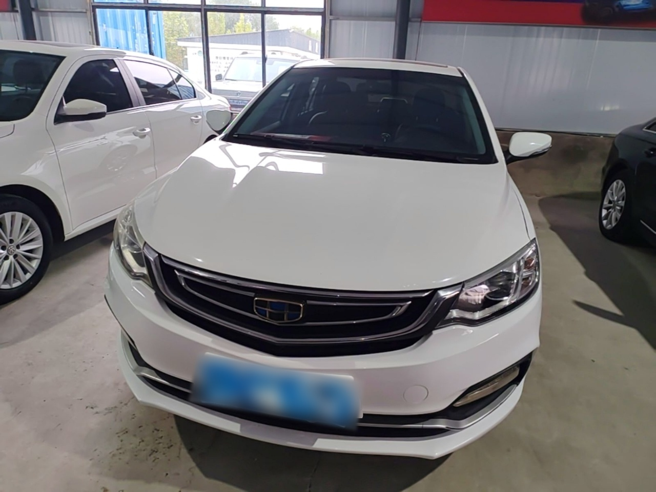 Vision 2018 1.5L AT photo 2