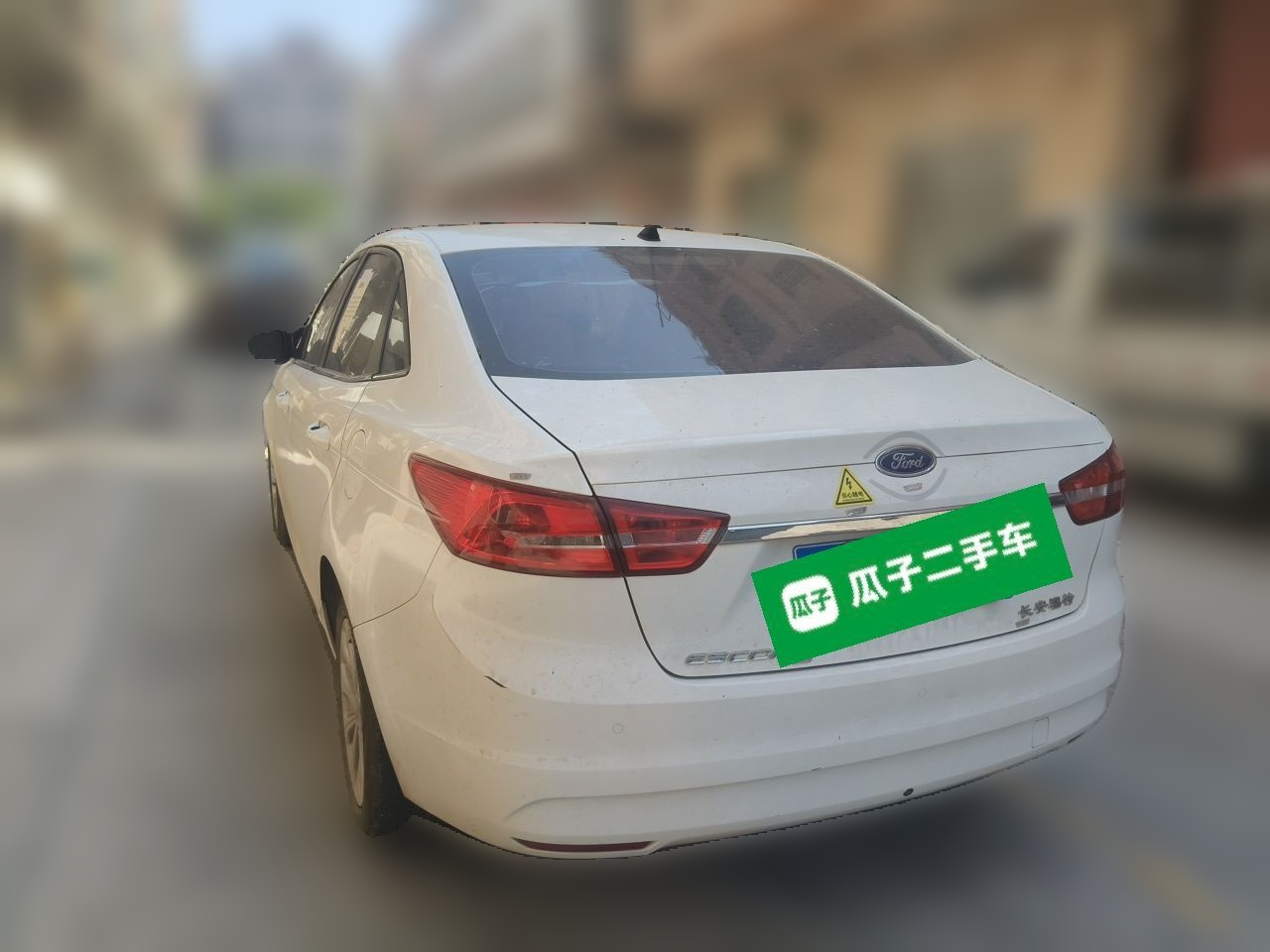 Escort 2015 1.5L AT Fashion photo 4