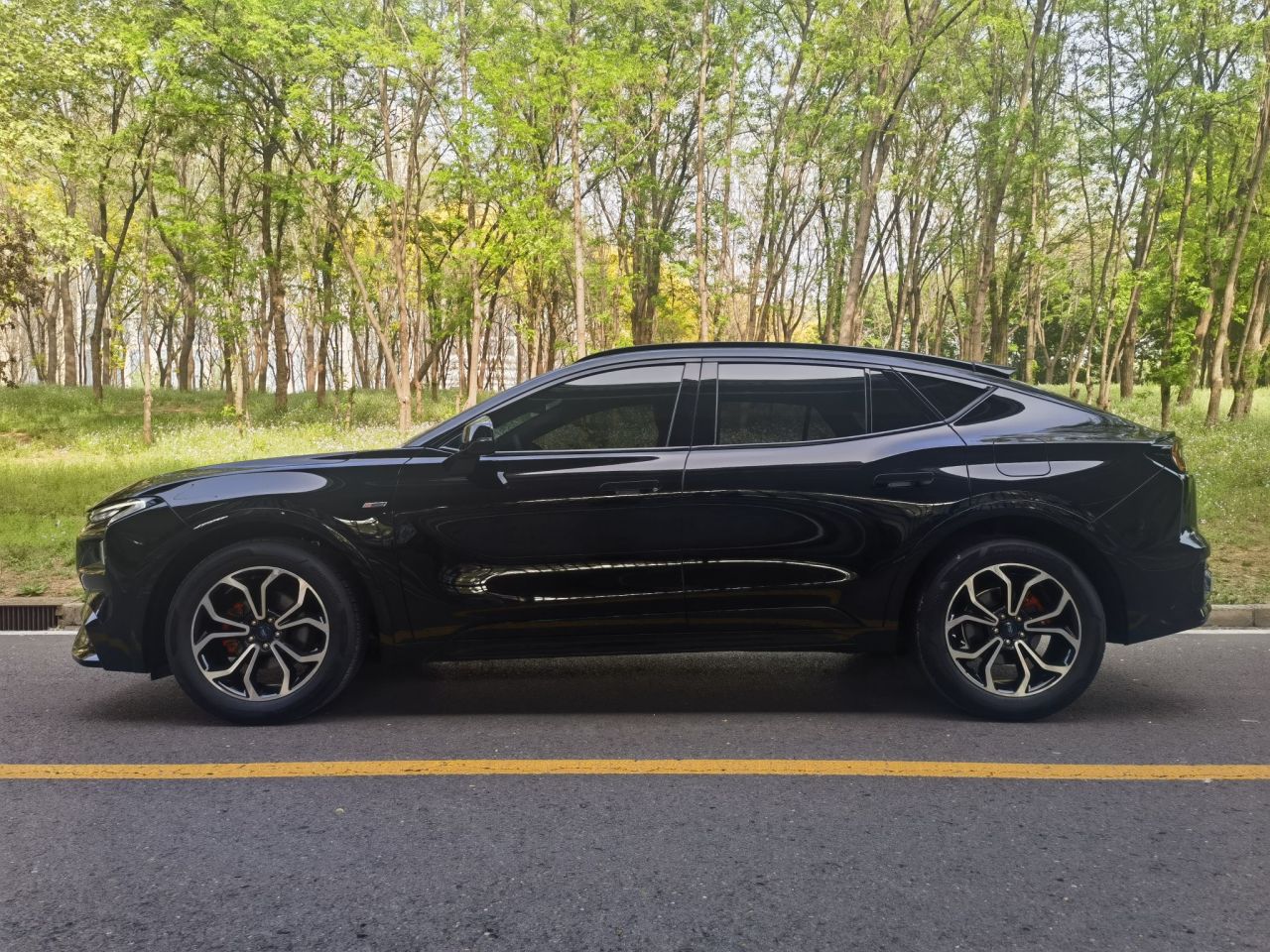 EVOS 2022 EcoBoost 245 Sport photo 3