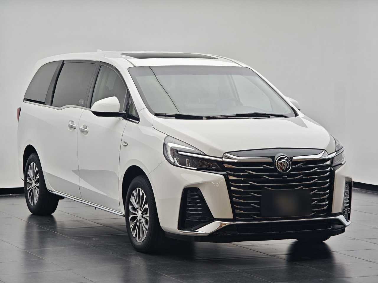 GL8 2023 Facelift Luxury photo 3