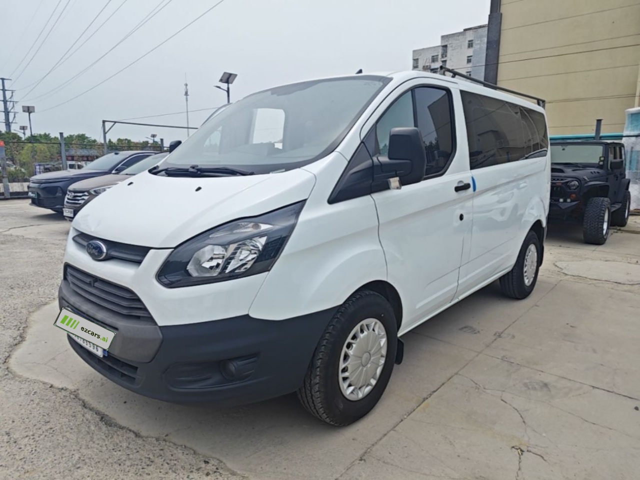 Transit 2019 2.0T Diesel Short Wheelbase 6-Seater China VI