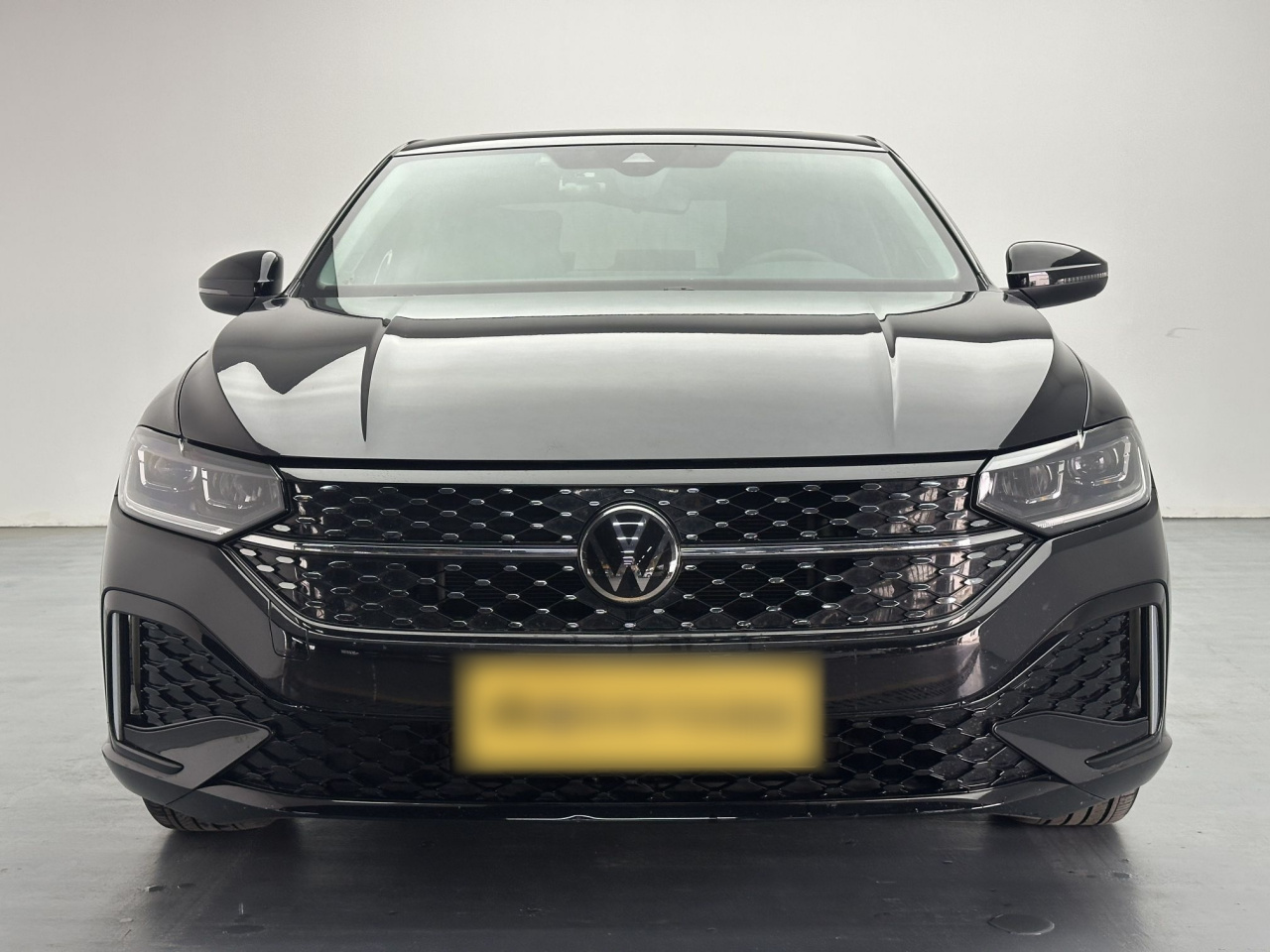 Lavida 2024 1.5L AT photo 2