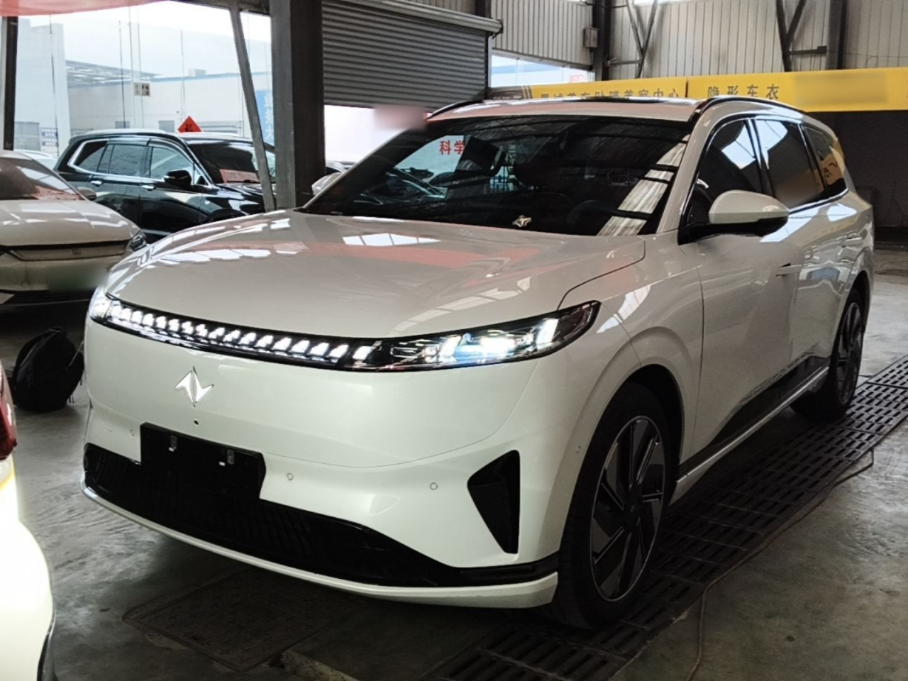 Yipai eπ008 2024 210Max EREV 6-Seater