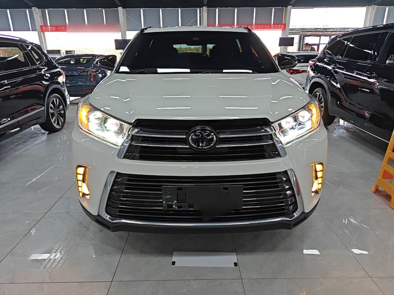 Highlander 2018 2.0T RWD Premium 7-Seater China VI photo 2