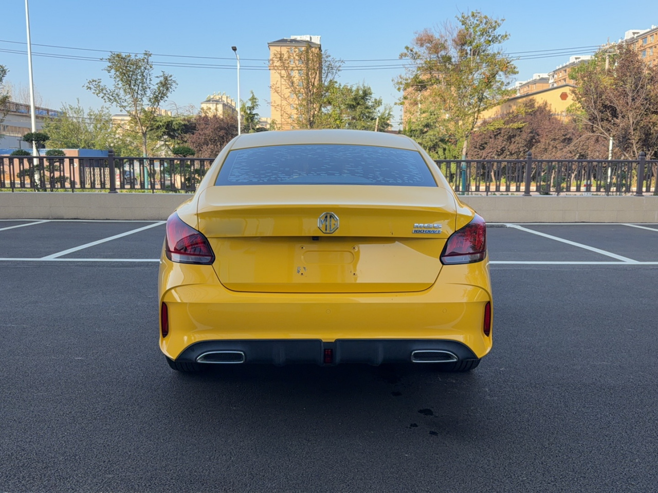MG5 2021 180DVVT MT Luxury photo 5