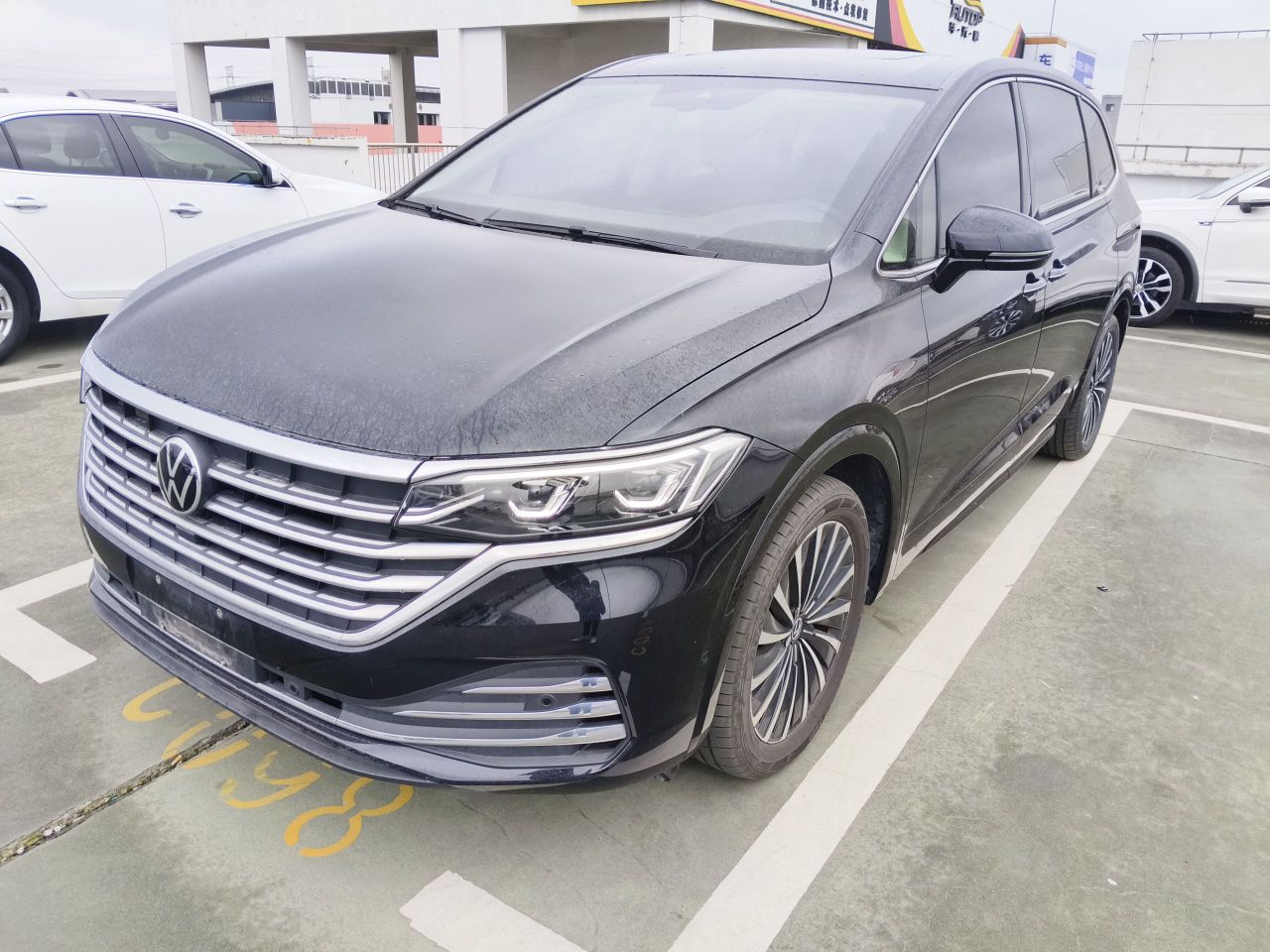 Viloran 2024 380TSI Premium