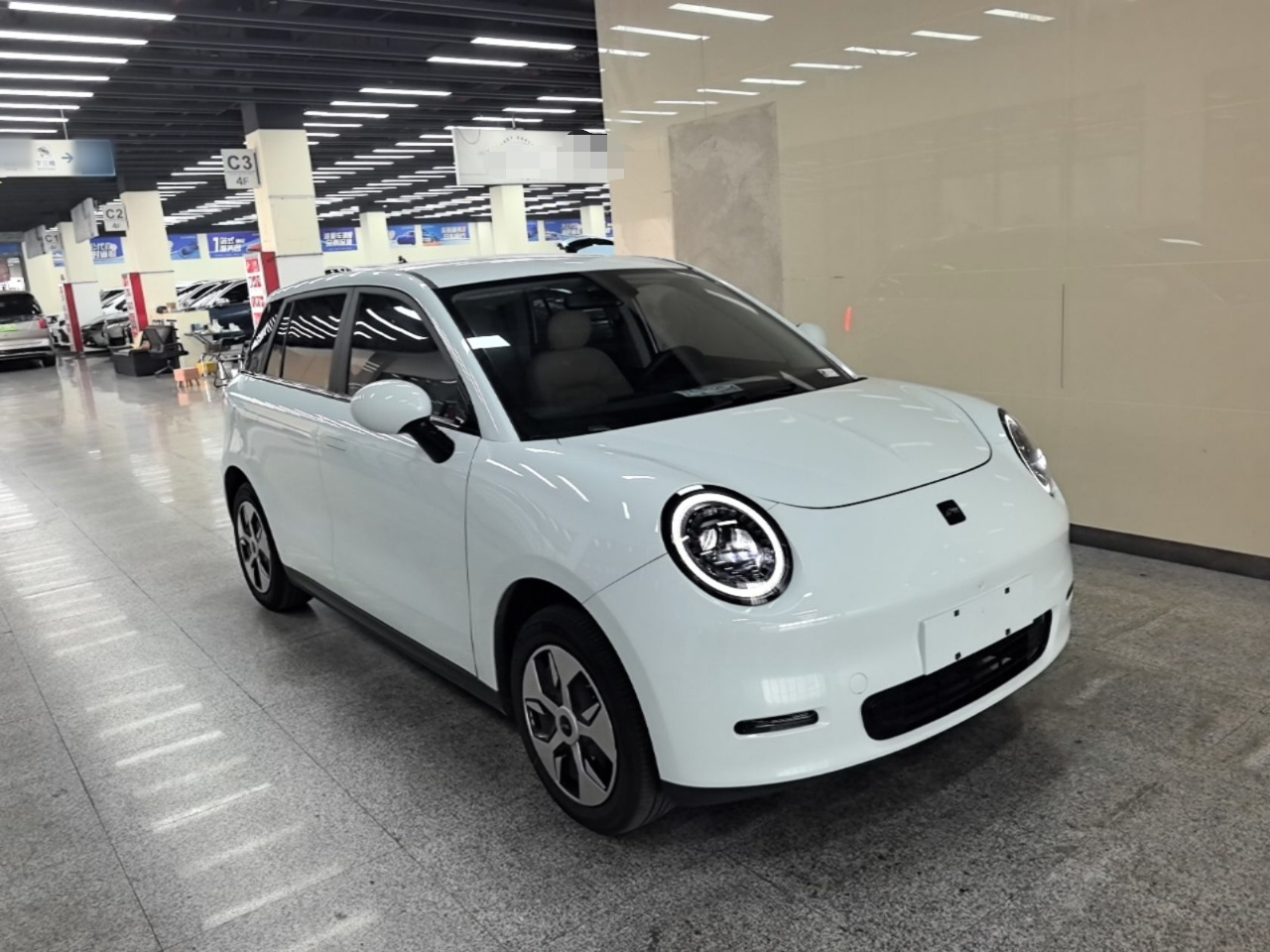 Yiwei 3 2024 330km Lite photo 3