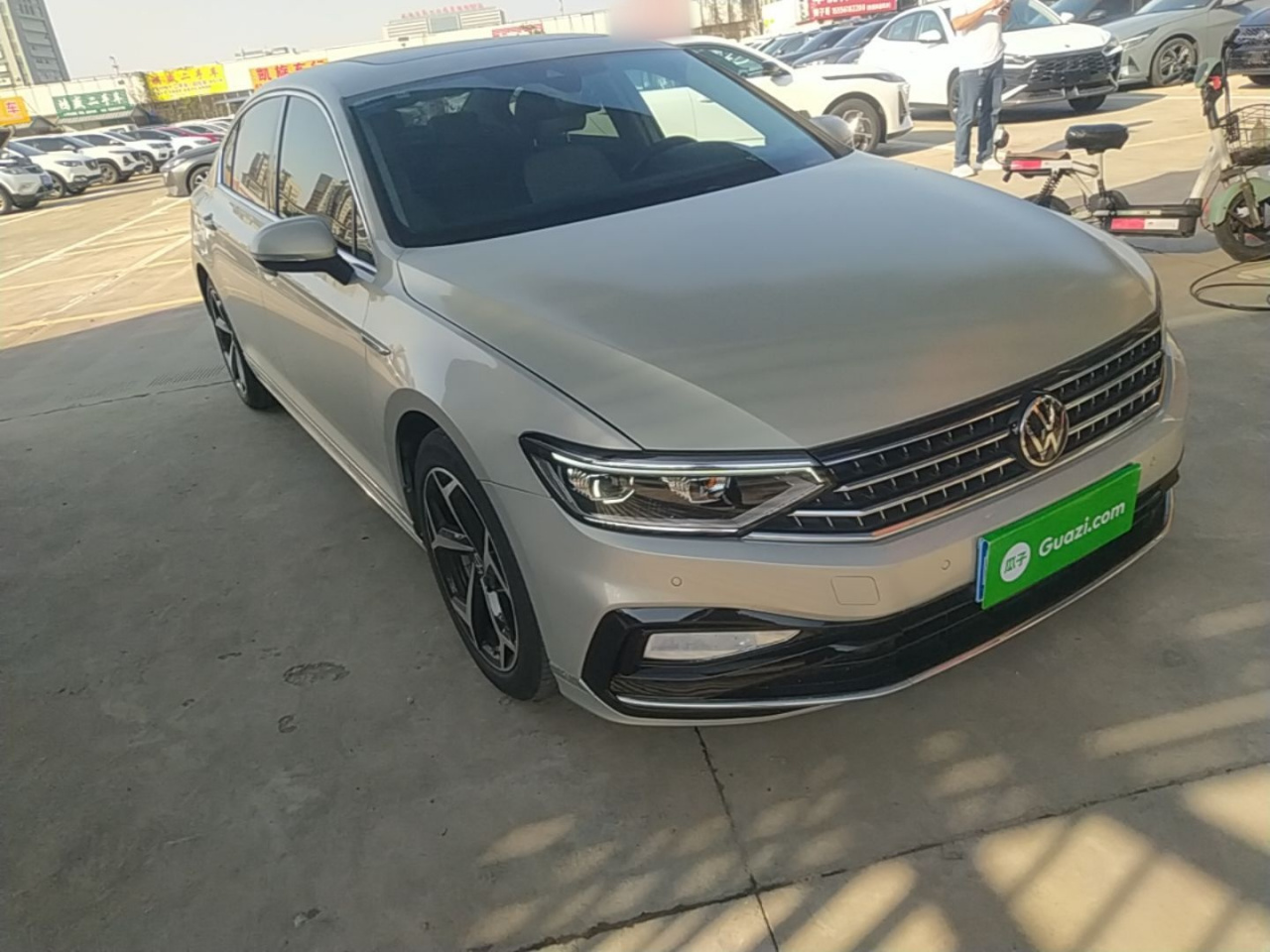 Magotan 2023 200 Anniversary Edition 330TSI DSG Leading photo 3