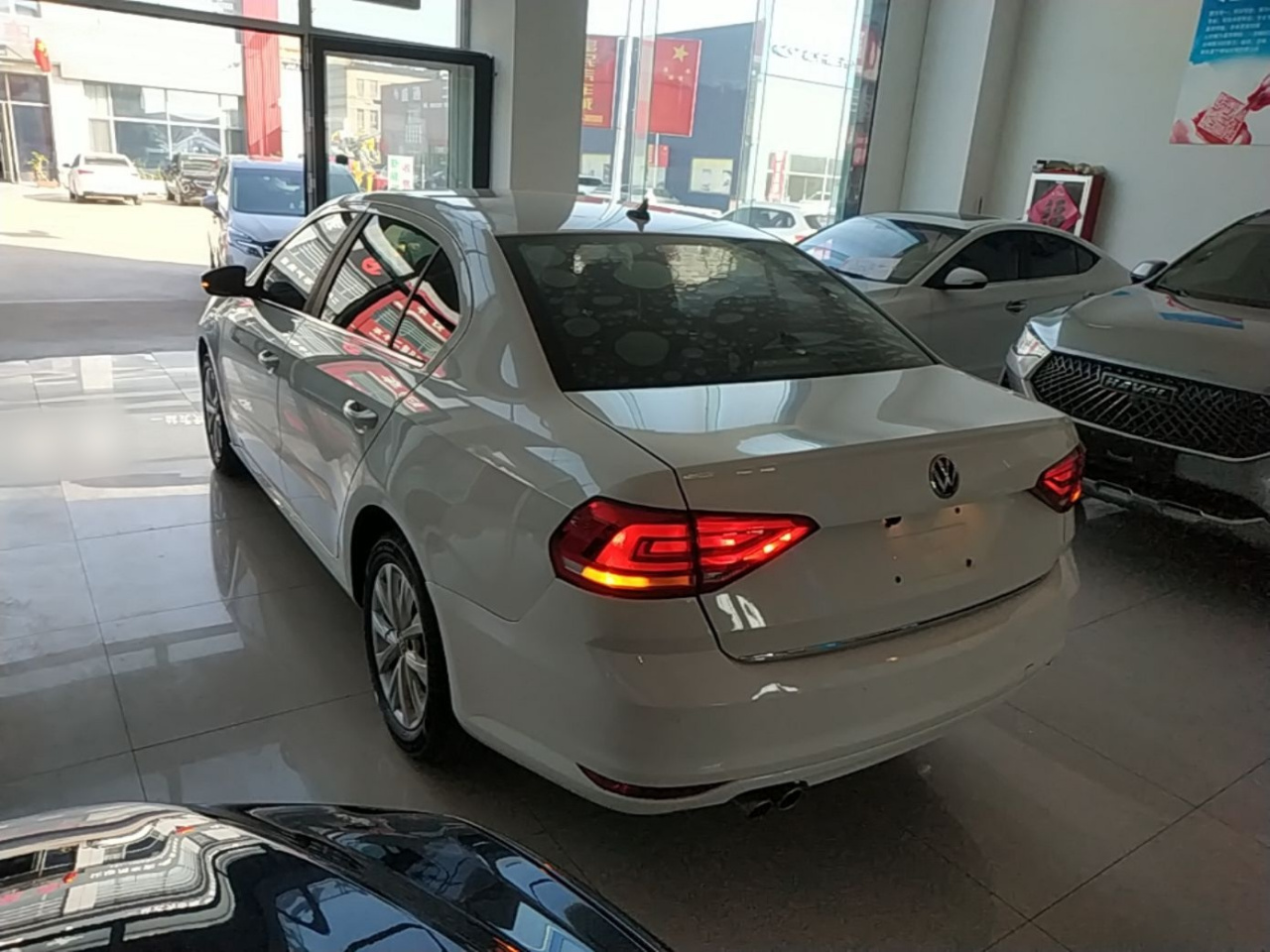 Lavida 2018 Classic 1.5L AT Comfort China VI photo 4