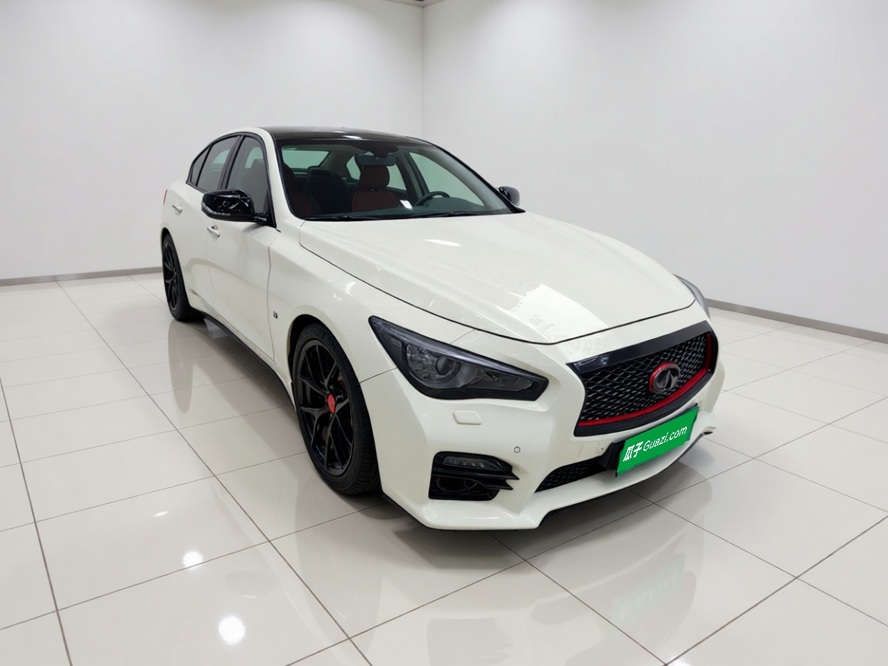 Q50 2014 3.7L Luxury Sport photo 3