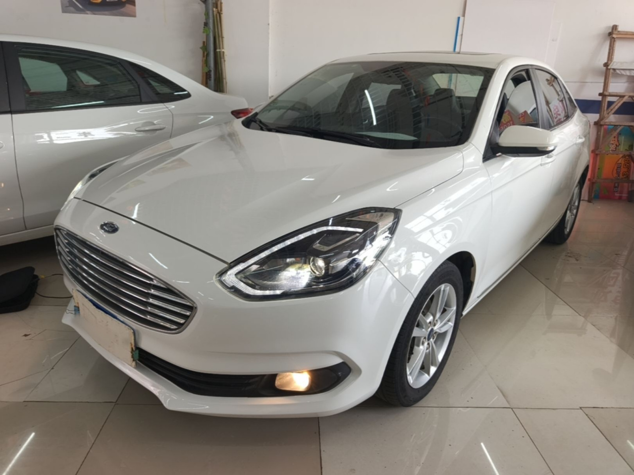 Escort 2019 Facelift 1.5L AT China VI