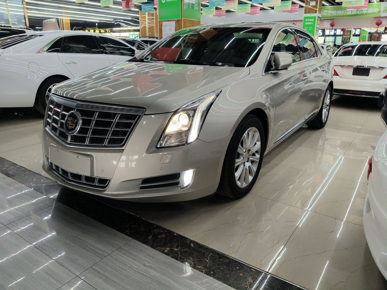 XTS 2015 28T Elite
