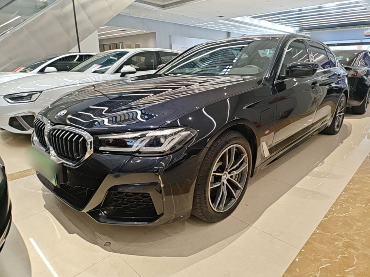 5 Series EV 2021 535Le M Sport Package
