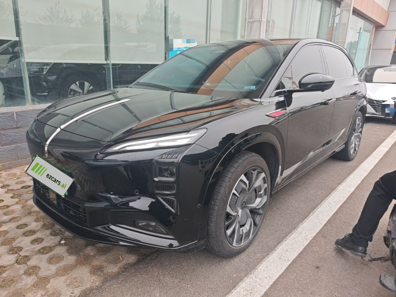 08 2025 680 AWD