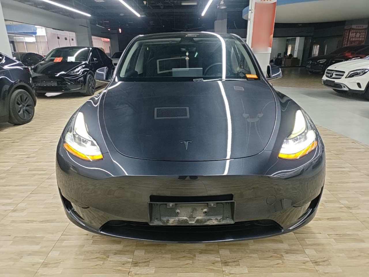 Model Y 2024 RWD photo 2