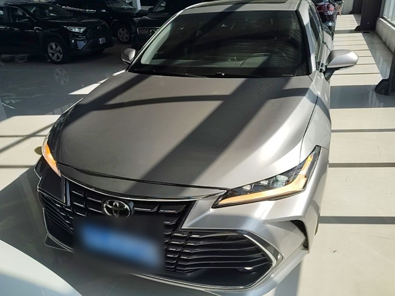 Avalon 2022 2.0L Luxury photo 2