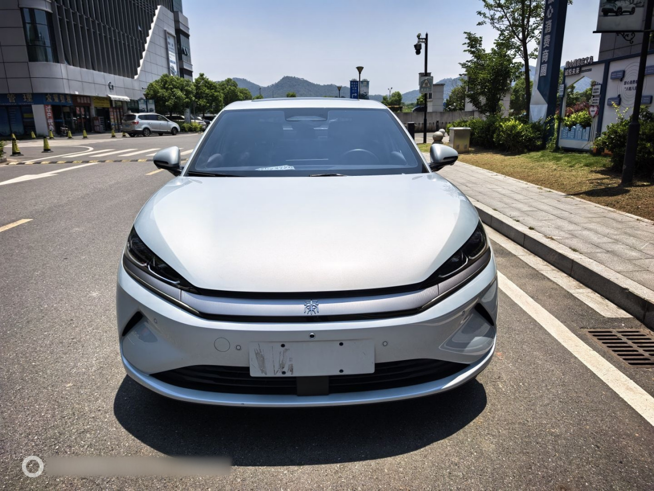Qin L 2025 EV 470KM Leading photo 3