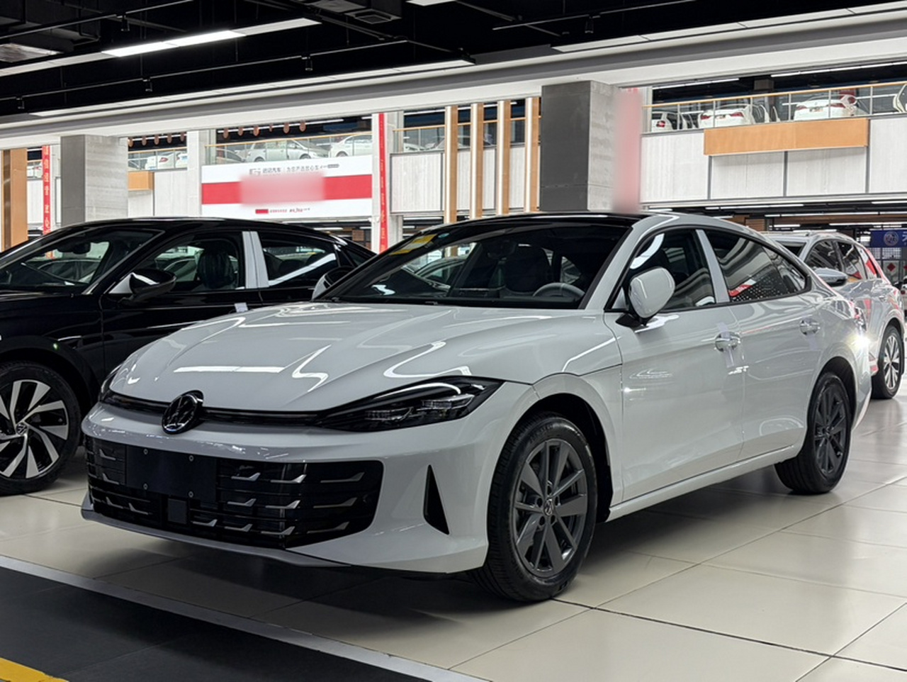 2026 Lamando L 300TSI
