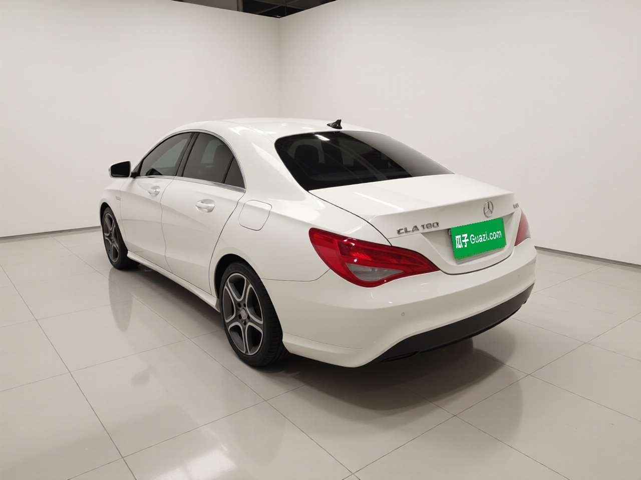 CLA 2017 CLA 180 photo 4