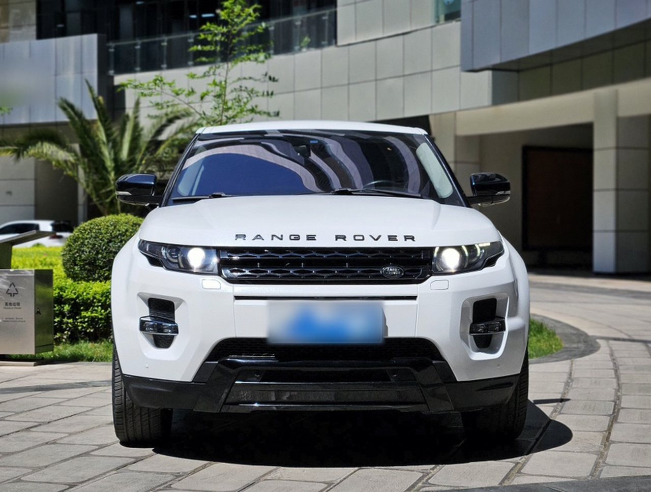 Range Rover Evoque Imported 2014 2.0T 5-Door photo 4