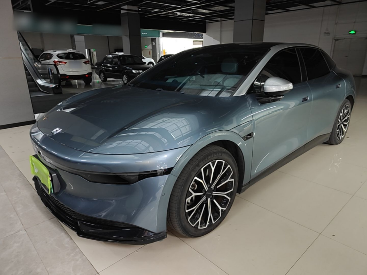 007 2024 AWD 100kWh