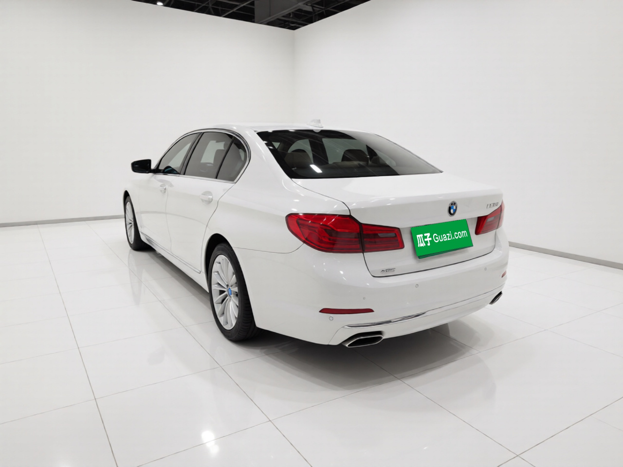 5 Series 2020 530Li xDrive Luxury photo 4