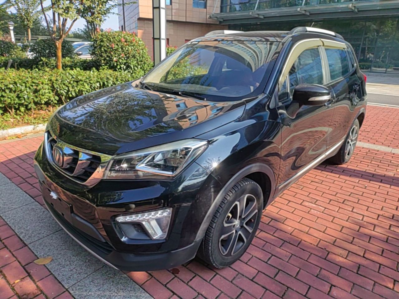 CS15 2016 1.5L MT Luxury