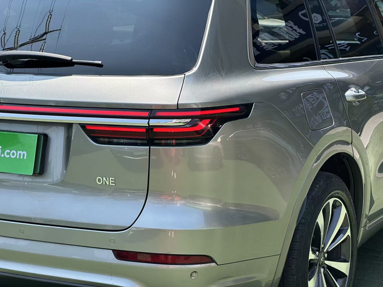 Li Auto ONE 2020 EREV 6-Seater photo 2