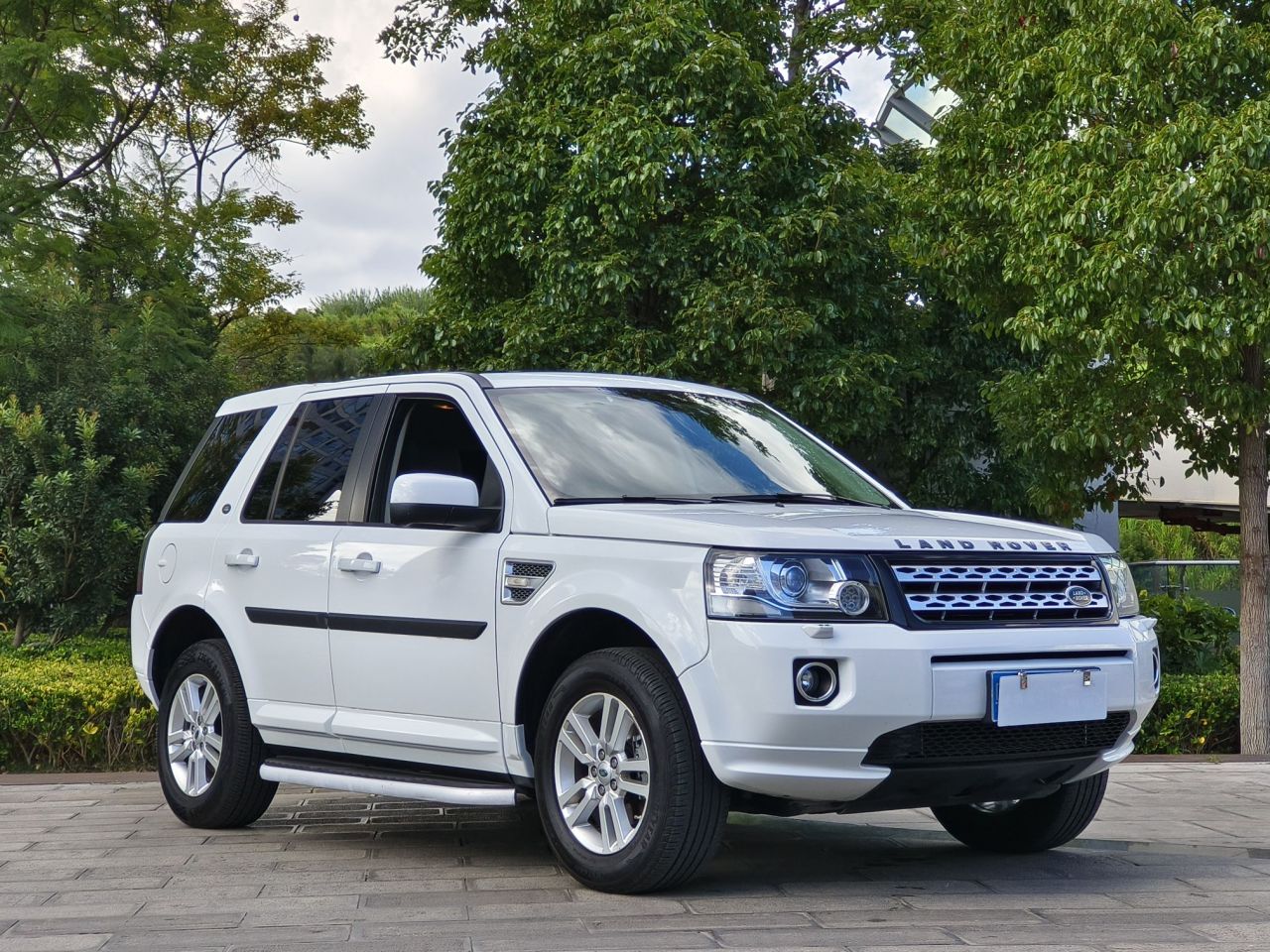 Freelander 2 2013 2.0T Si4 SE Petrol photo 3