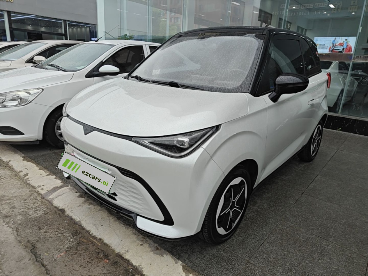2023 301km LX