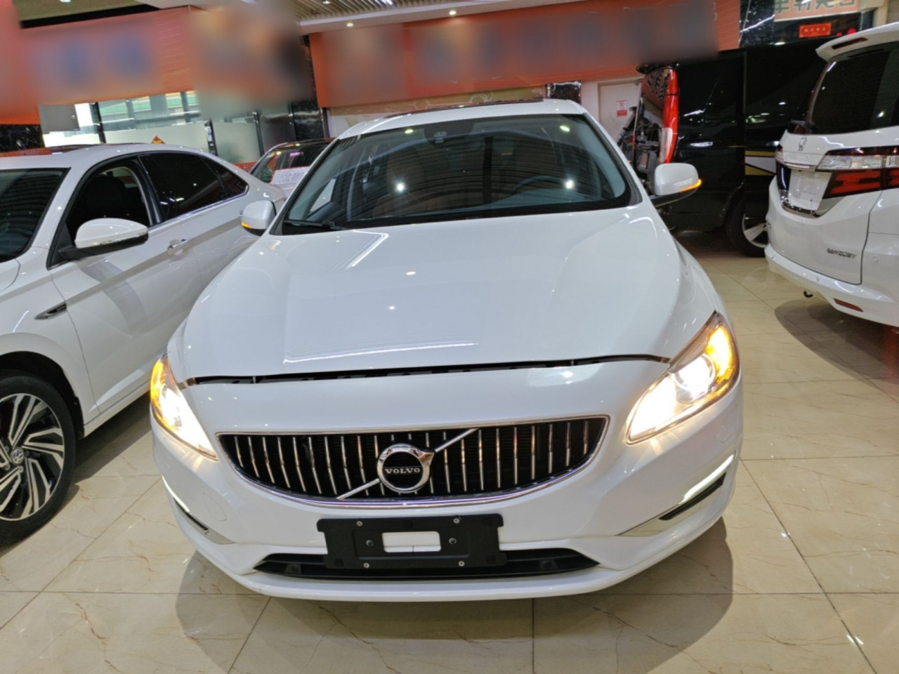 S60 2018 S60L T4 Progressive photo 2